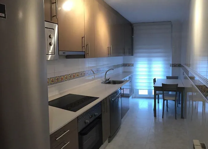 Tres Con Magnificas Vistas Al Mar